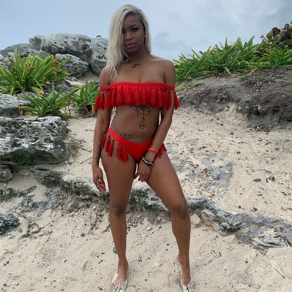 Red fringe bathing suit - Picture 1 of 3